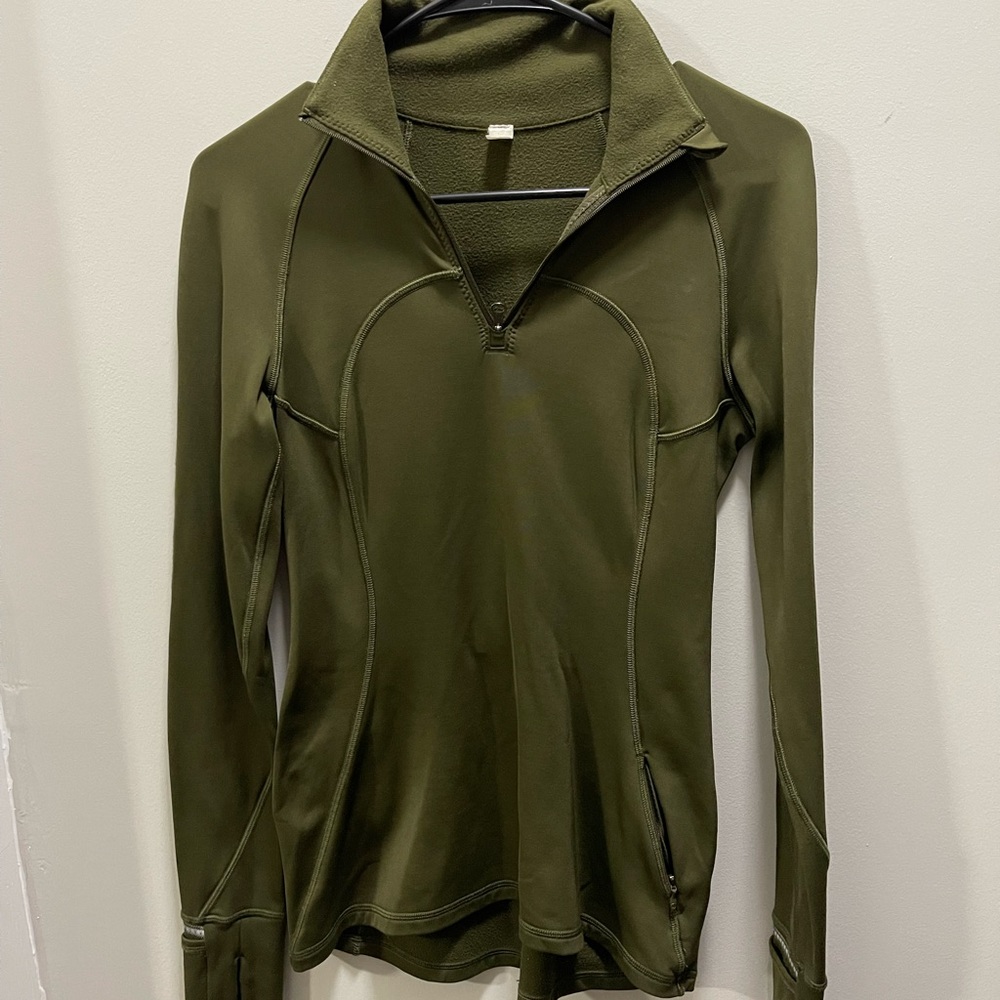 Lululemon pull over hoodie workout top